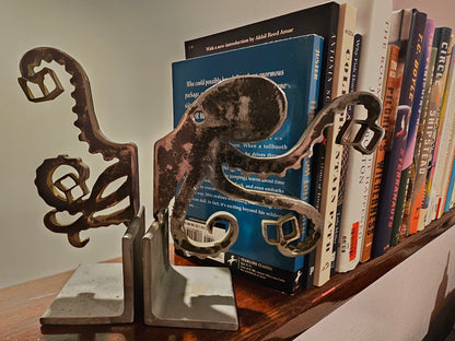 Octopus Book End